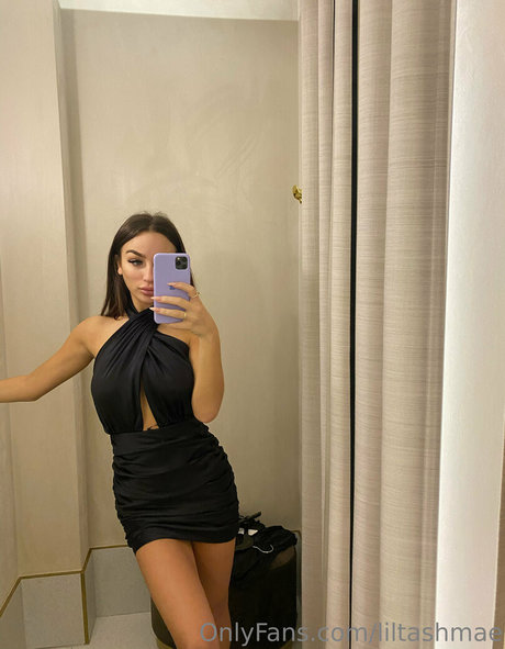 Naakte gelekte OnlyFans-foto van Liltashmae