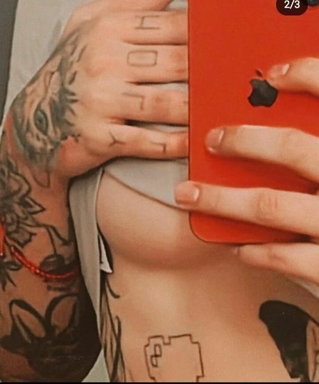 Naakte gelekte OnlyFans-foto van Gigimendoza
