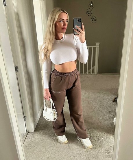 Naakte gelekte OnlyFans-foto van Viplaurenxx