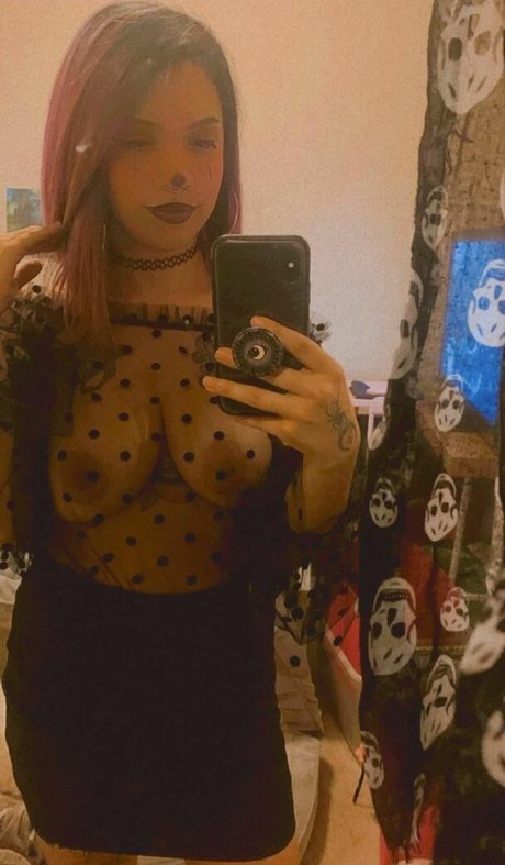 Naakte gelekte OnlyFans-foto van Msmayfire