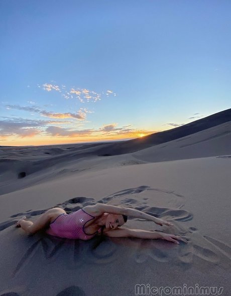Naakte gelekte OnlyFans-foto van Lovemoxxi