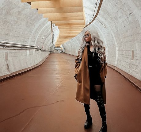 Naakte gelekte OnlyFans-foto van Aesthymes