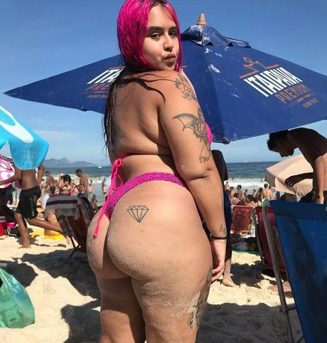 Naakte gelekte OnlyFans-foto van Babyperigosa