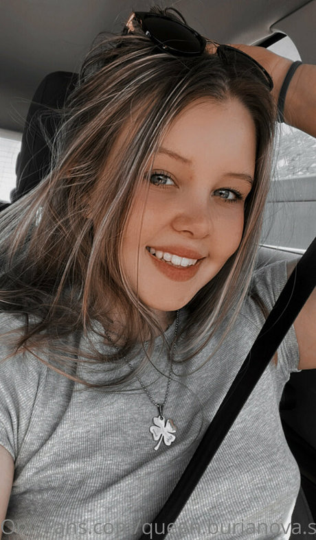 Naakte gelekte OnlyFans-foto van Freetopqueen1