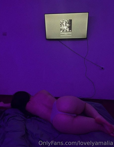 Naakte gelekte OnlyFans-foto van Babyamaliaa