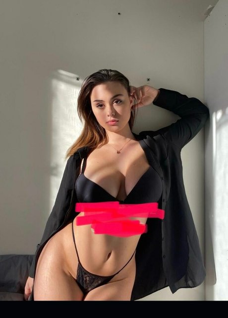 Naakte gelekte OnlyFans-foto van Alissaplzzz