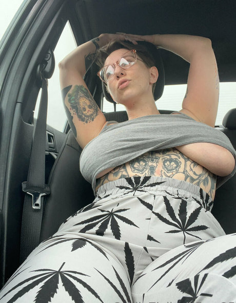 Naakte gelekte OnlyFans-foto van Caitlinzielinskifree
