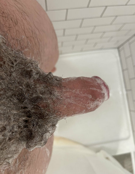 Naakte gelekte OnlyFans-foto van Heyitskalen