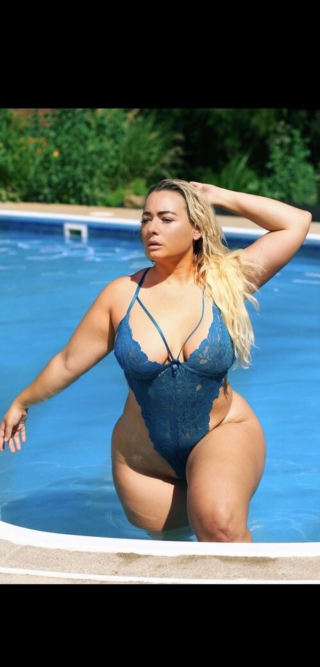 Naakte gelekte OnlyFans-foto van Sweetmargs