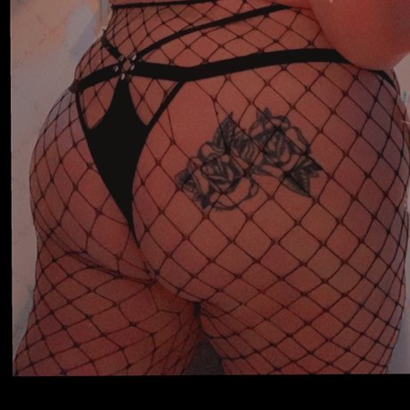 Naakte gelekte OnlyFans-foto van Cherry Bomb 