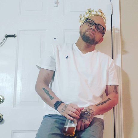 Naakte gelekte OnlyFans-foto van Da Good Guy