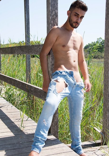 Naakte gelekte OnlyFans-foto van Miquel Duque