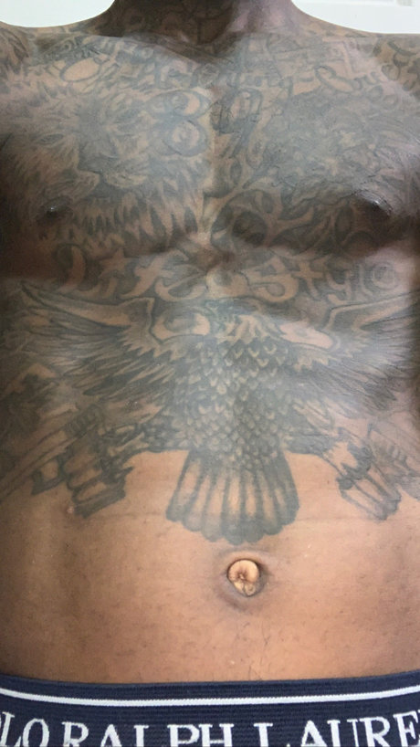 Naakte gelekte OnlyFans-foto van Dopedixkshawty