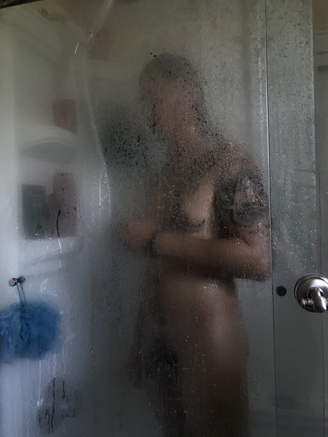 Naakte gelekte OnlyFans-foto van Tazmanian Devil