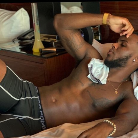 Naakte gelekte OnlyFans-foto van Twhy