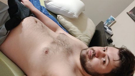 Naakte gelekte OnlyFans-foto van Xavier Adkins