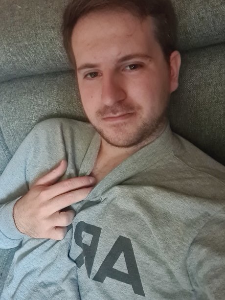 Naakte gelekte OnlyFans-foto van Standbyjanny