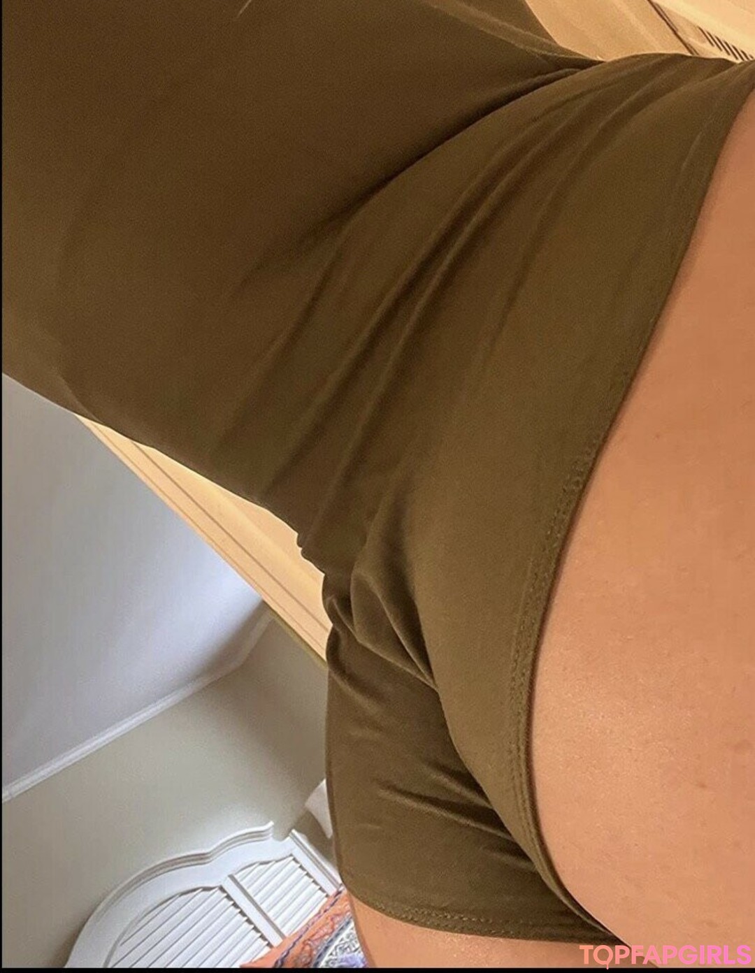 Naakte gelekte OnlyFans-foto van Tiffany Cappotelli #1116