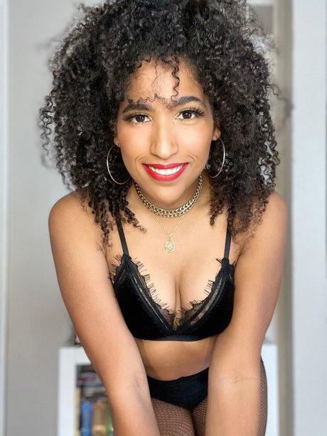 Marti Belle