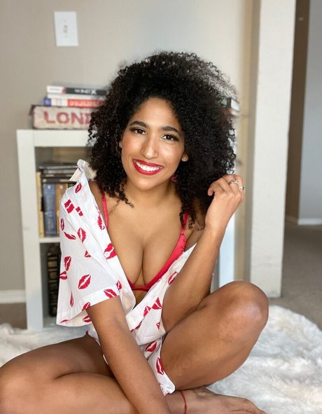 Marti Belle
