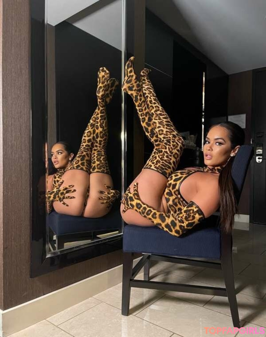 Naakte gelekte OnlyFans-foto van Daisy Marie #1503