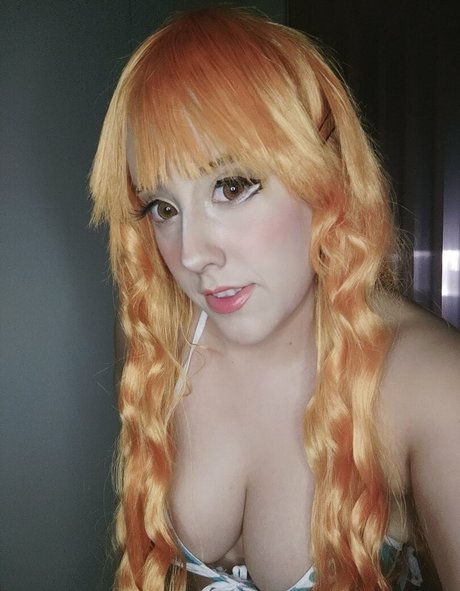 Naakte gelekte OnlyFans-foto van Sukicherry Cosplay