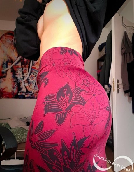 Naakte gelekte OnlyFans-foto van Fuckforeverever