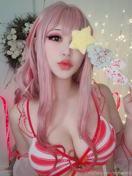 Naakte gelekte OnlyFans-foto van Jennybelly