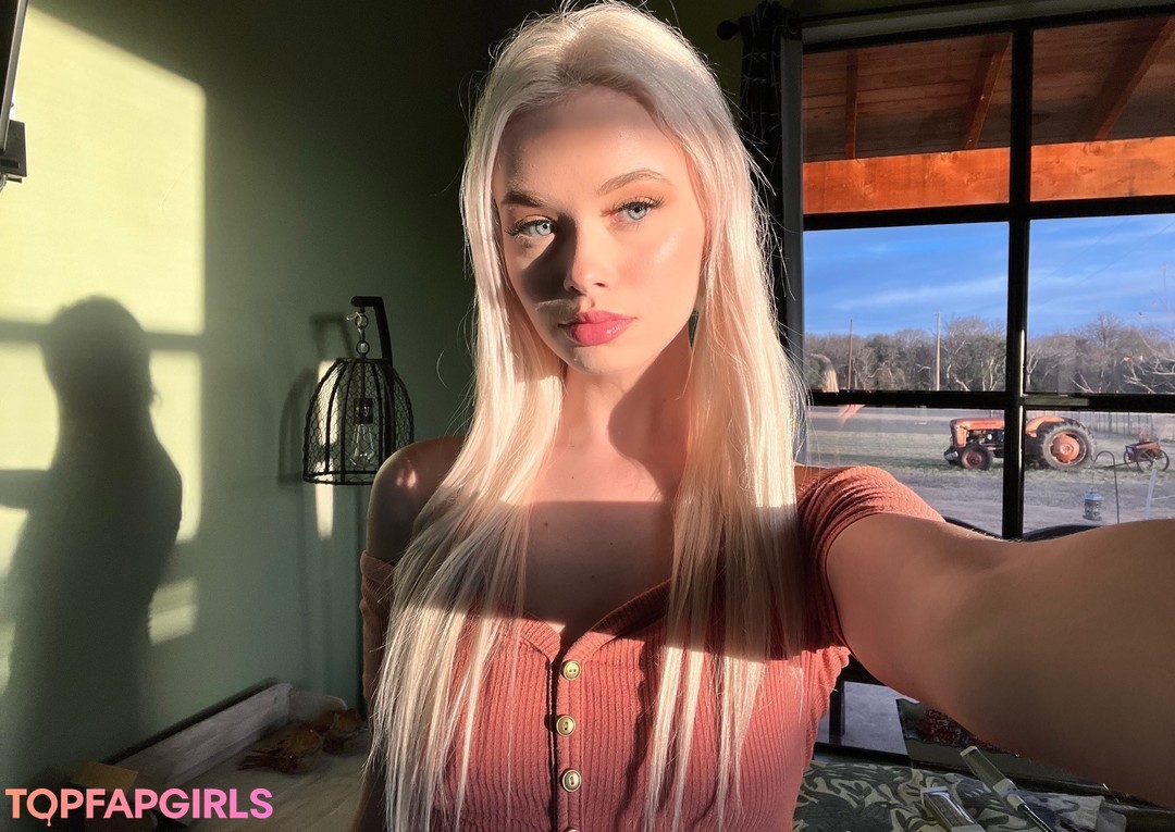 Naakte gelekte OnlyFans-foto van Alyssa Devyn #1366