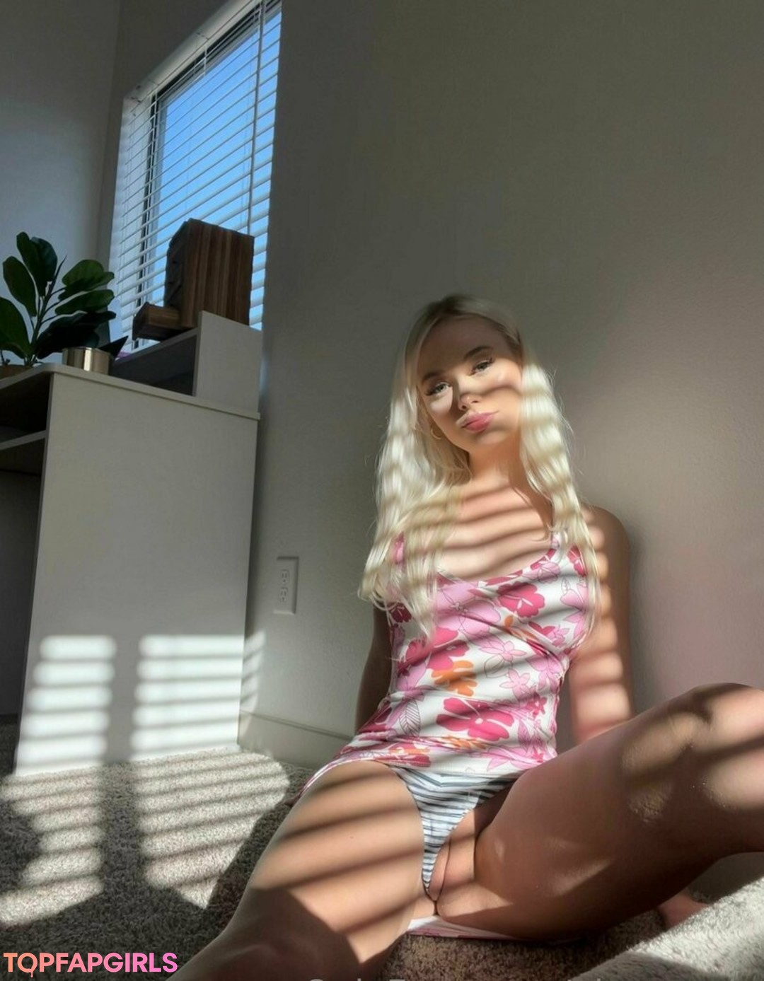 Naakte gelekte OnlyFans-foto van Alyssa Devyn #1489