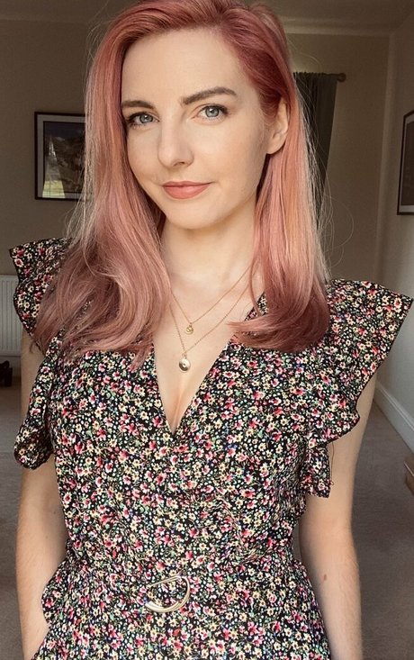 Naakte gelekte OnlyFans-foto van Ldshadowlady