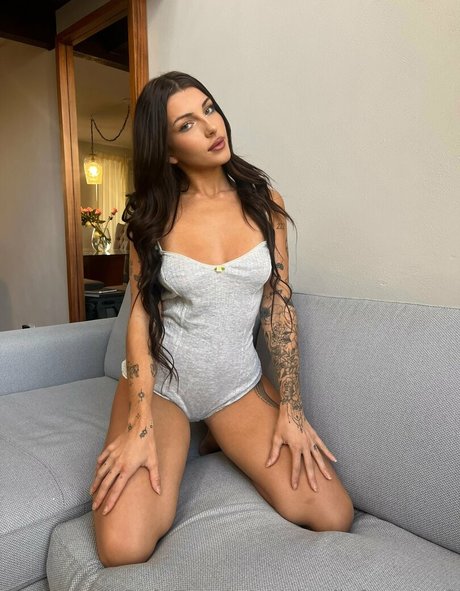 Naakte gelekte OnlyFans-foto van Charliefoxxxxx2