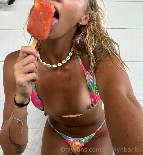 Naakte gelekte OnlyFans-foto van Joselyn Banks