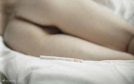 Naakte gelekte OnlyFans-foto van Nujolie