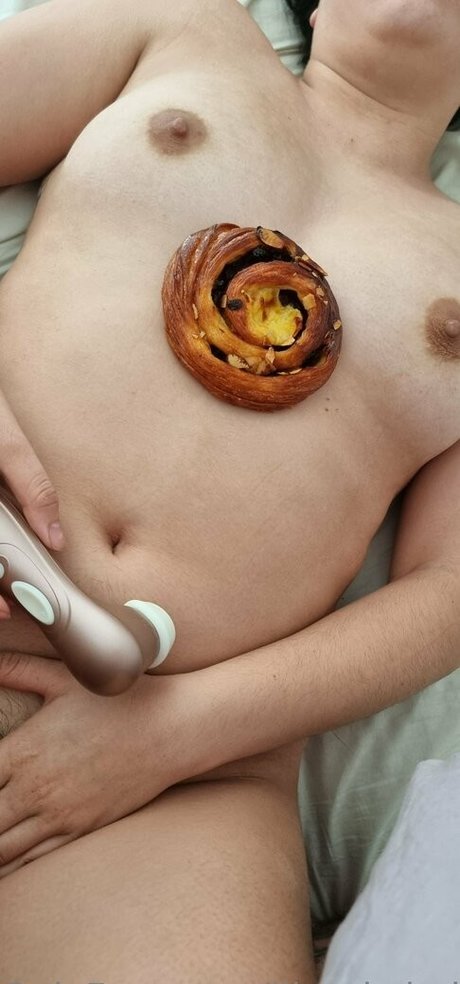 Naakte gelekte OnlyFans-foto van Lilcakebaby
