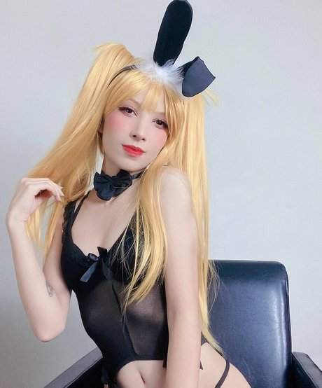 Naakte gelekte OnlyFans-foto van Reisesan