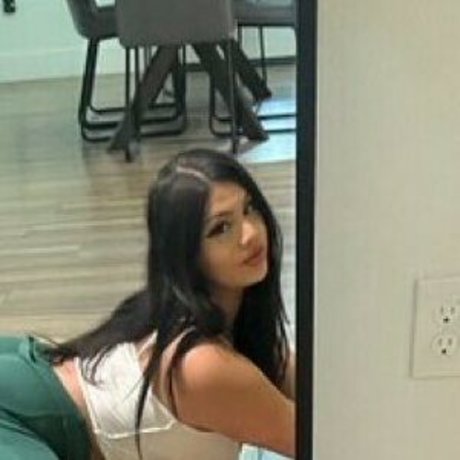 Naakte gelekte OnlyFans-foto van Bbystargrl