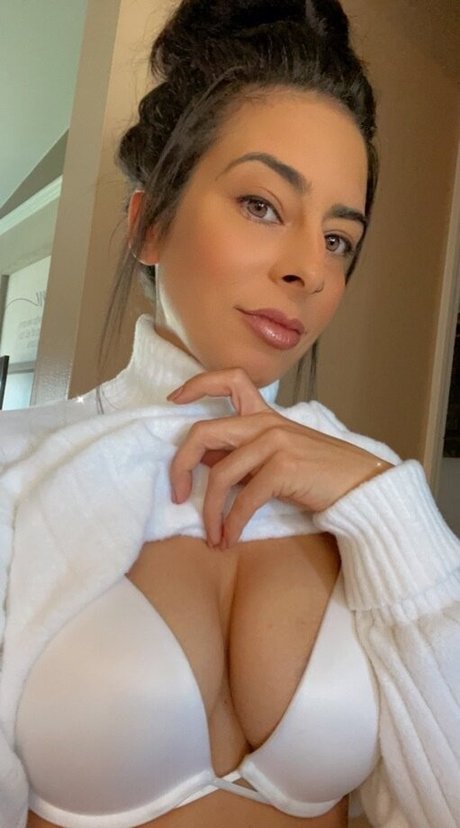Naakte gelekte OnlyFans-foto van Reese143