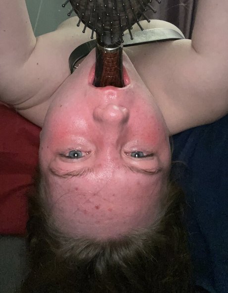 Naakte gelekte OnlyFans-foto van Roselizzy200345