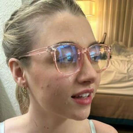 Naakte gelekte OnlyFans-foto van Cockplug
