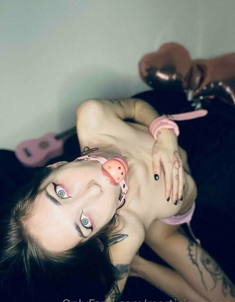 Naakte gelekte OnlyFans-foto van Cutiebratz