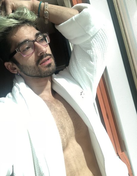 Naakte gelekte OnlyFans-foto van Kawaiibrocosplay