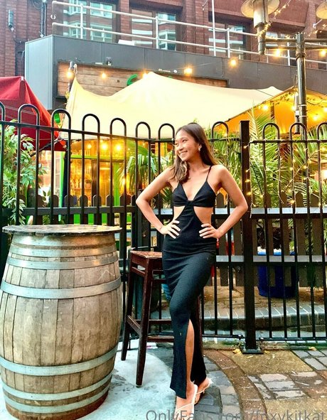 Naakte gelekte OnlyFans-foto van Foxykitkat