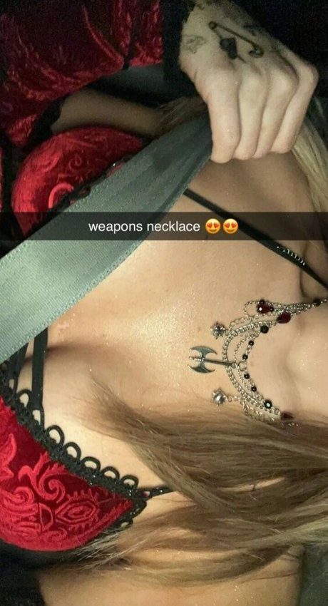 Naakte gelekte OnlyFans-foto van Baileyspinn