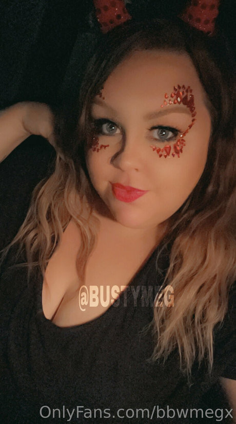 Naakte gelekte OnlyFans-foto van Bbwmegx