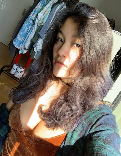 Naakte gelekte OnlyFans-foto van Liskissesf