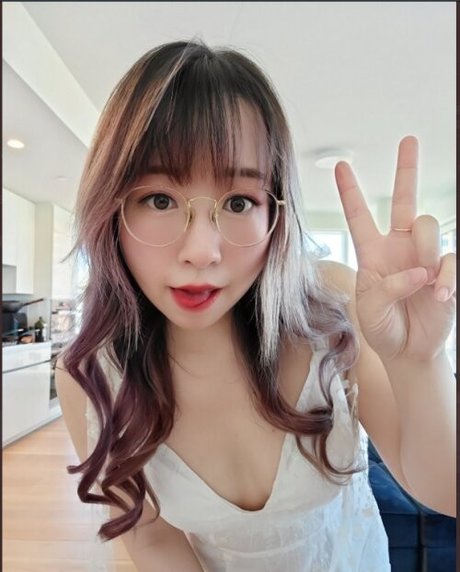 Naakte gelekte OnlyFans-foto van Natsumiii