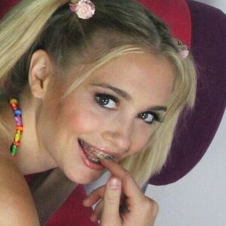 Naakte gelekte OnlyFans-foto van Anastasia Knight