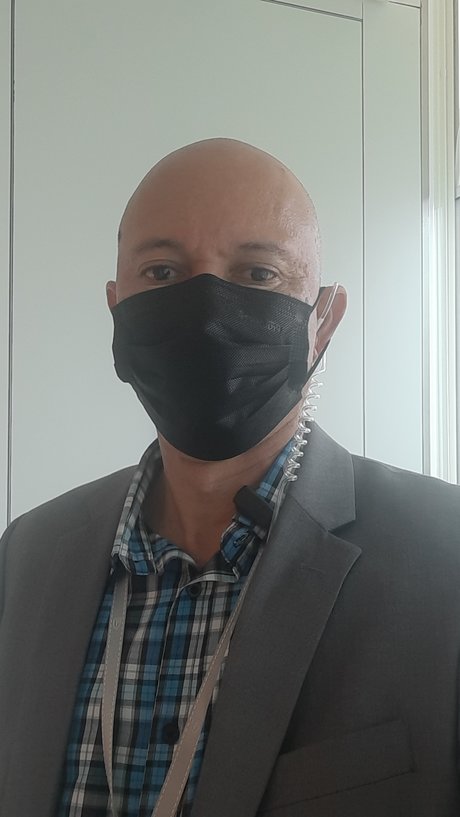 Naakte gelekte OnlyFans-foto van Charles Cross