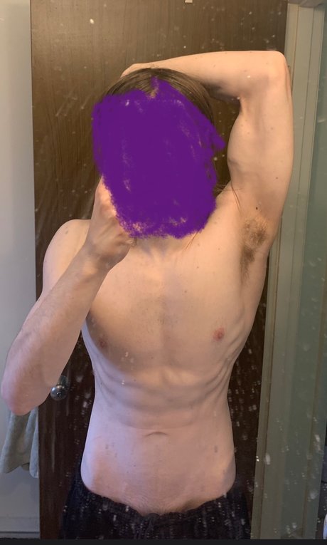 Naakte gelekte OnlyFans-foto van Jake 